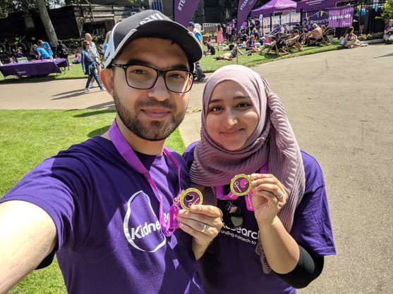 Living kidney recipient Mark with his wife Rima at a Kidney Research UK fundraising run