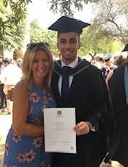 Image of living kidney recipient Matt at his graduation with his mother Allison